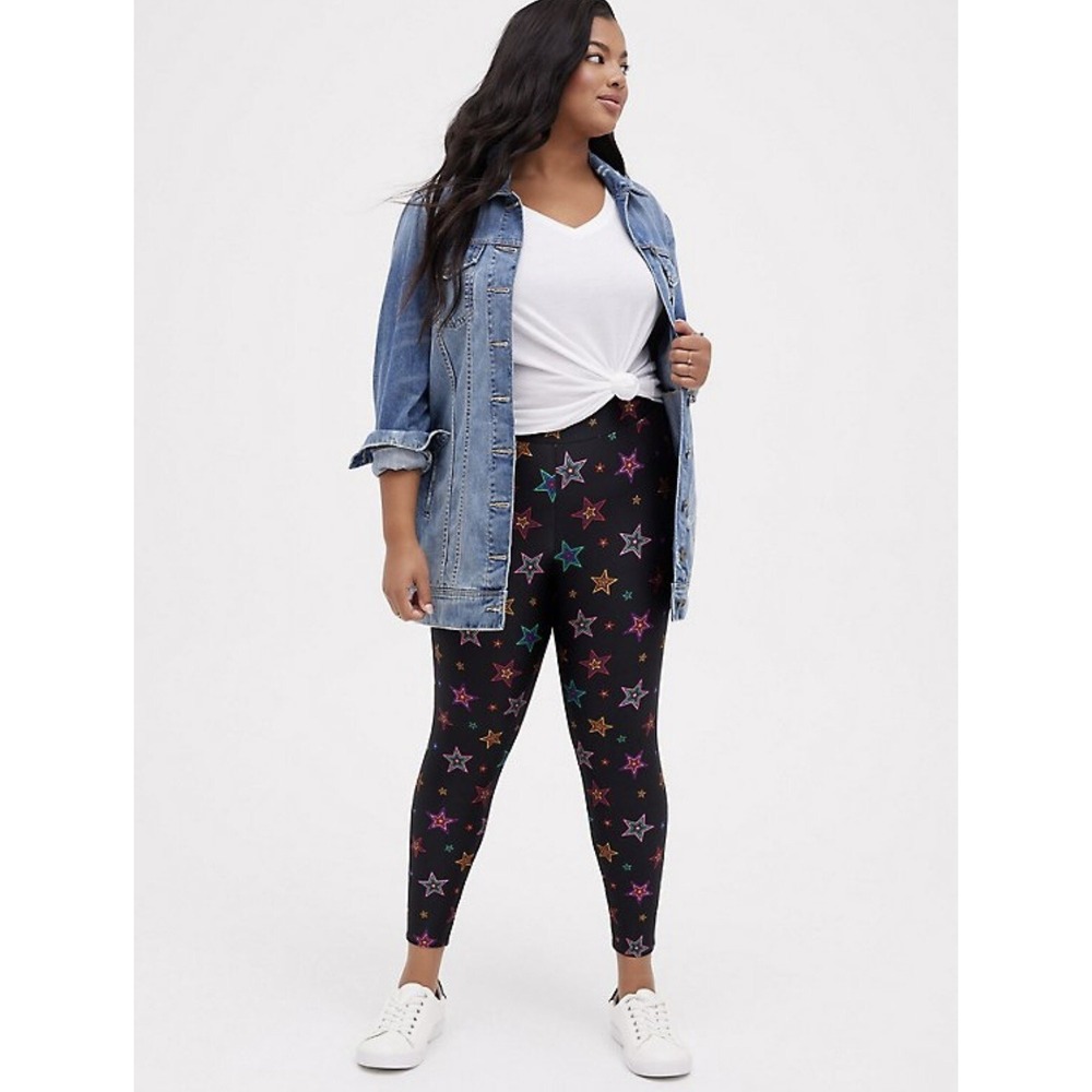 Torrid Women's Size 0 Black Large Stars Print Full Length Liquid Leggings NWT